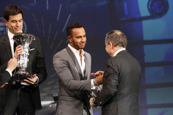 Lewis Hamilton, Mercedes AMG F1, Toto Wolff, Mercedes AMG F1 Shareholder and Executive Director and