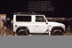 Veiling twee miljoenste Land Rover Defender