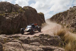 Tom Coronel in de Maxxis buggy