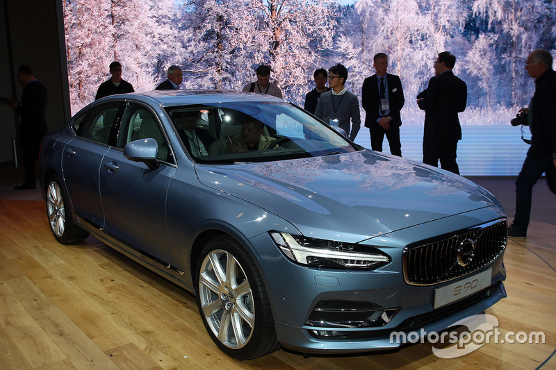Volvo S 90