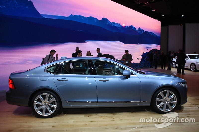 Volvo S 90