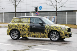 Mini Countryman 2017 spyfoto