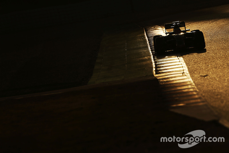 4. Esteban Gutiérrez, Haas F1 Team VF-16
