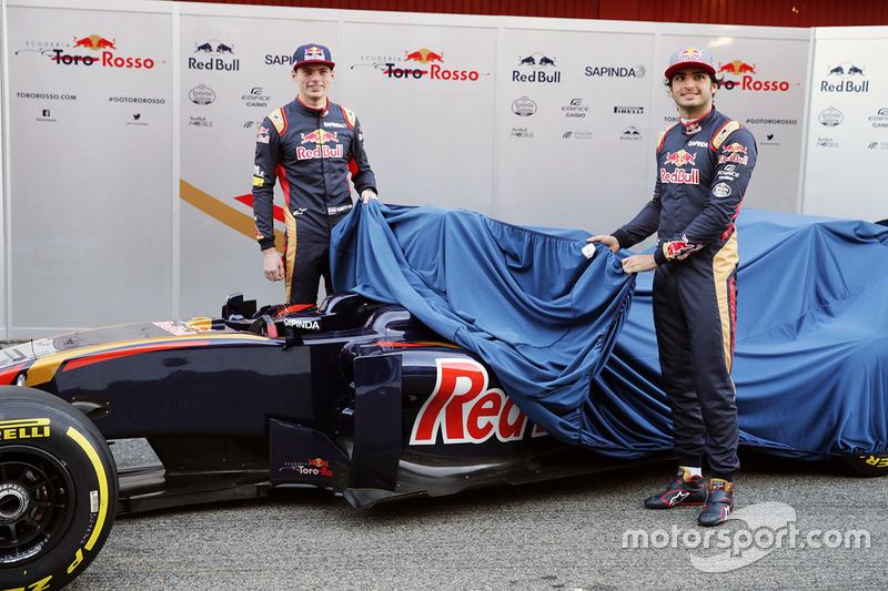 Max Verstappen, Scuderia Toro Rosso e Carlos Sainz Jr., Scuderia Toro Rosso svelano la Scuderia Toro Rosso STR11