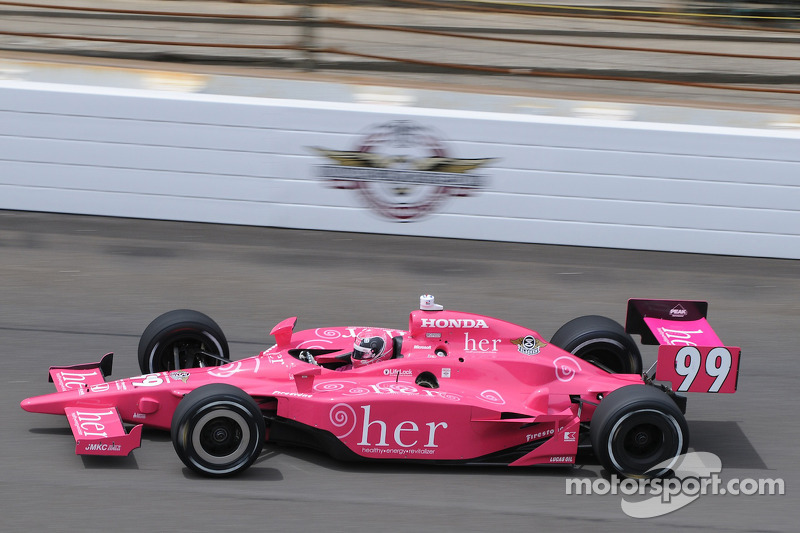 Auch Alex Lloyd war beim Indy 500 schon in Pink unterwegs: 2009
