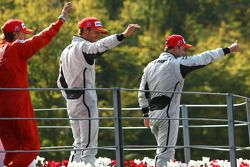 Pódio: vencedor Rubens Barrichello, BrawnGP, segundo Jenson Button, BrawnGP, terceiro Kimi Raikkonen, Scuderia Ferrari