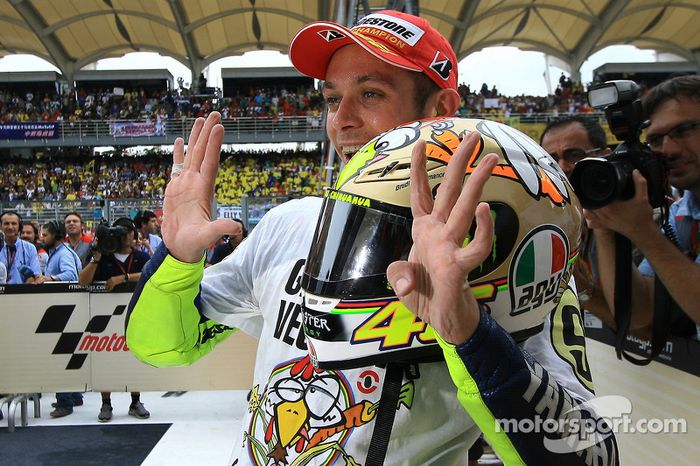 Campeón 2009 de MotoGP Valentino Rossi, Fiat Yamaha Team celebra