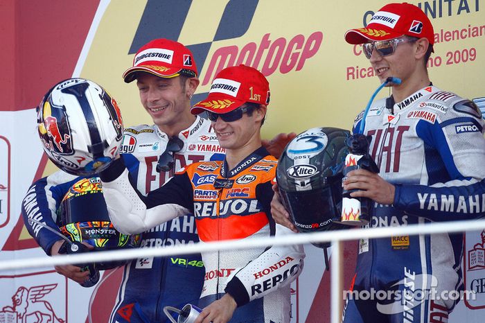 2009. Dani Pedrosa ganó la carrera por delante de las dos Yamaha oficiales de Valentino Rossi y Jorge Lorenzo.