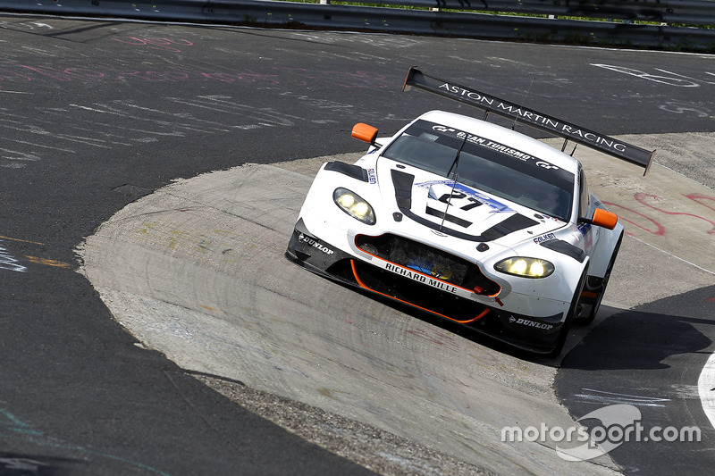 #27 Aston Martin Racing, Aston Martin Vantage GT3: Jonny Adam, Fernando Rees, Mathias Lauda, Richie Stanaway