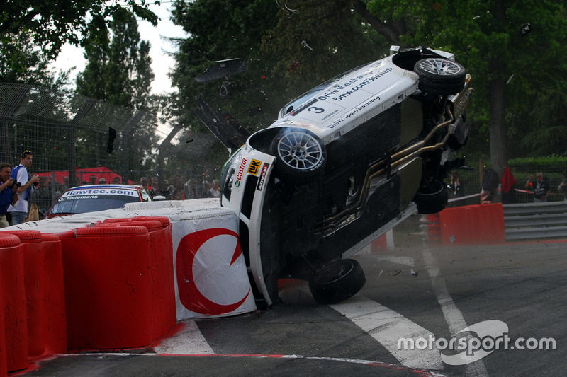 Unfall von Augusto Farfus